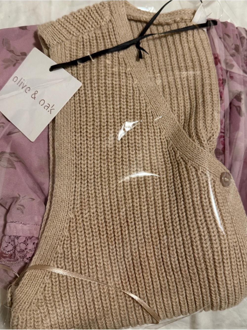 Olive & Oak Beige Ribbed Knit Button-Front Vest - Picture 6 of 6